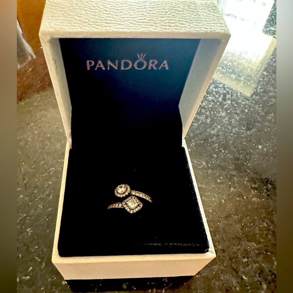 Pandora Sparkling Square & Circle Open Ring